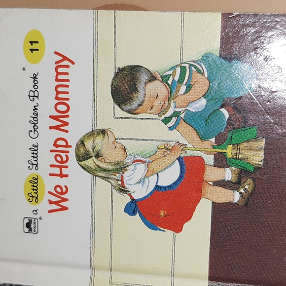 Vintage Little Little Golden Book We Help Mommy Min - Picture 6 of 6